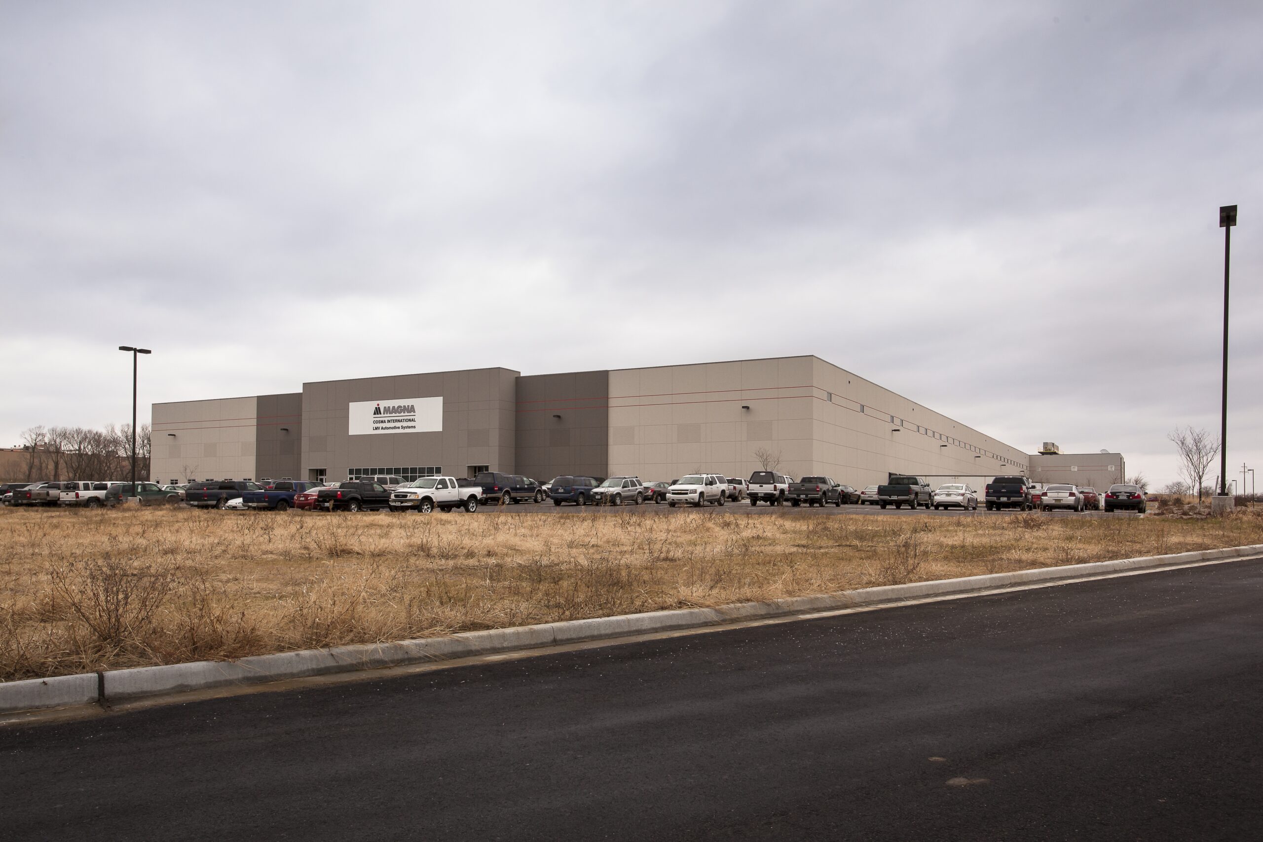 Becknell Responds to Change for Magna Cosma: Complex Mid-Build Modifications, Delivered Ahead of Schedule in Liberty, MO